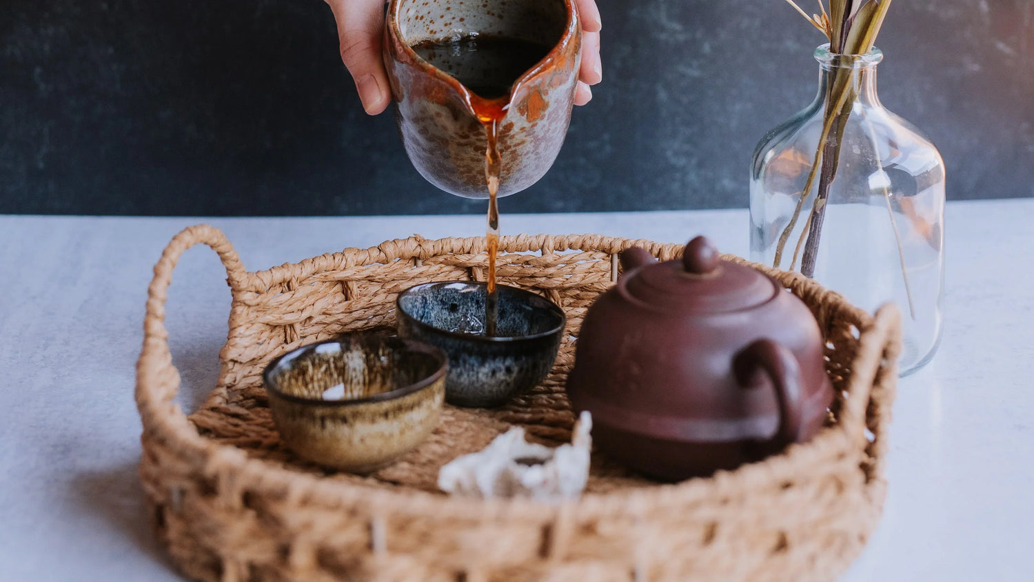 Honey & Tea — A Natural Pairing That Goes Beyond Sweetness